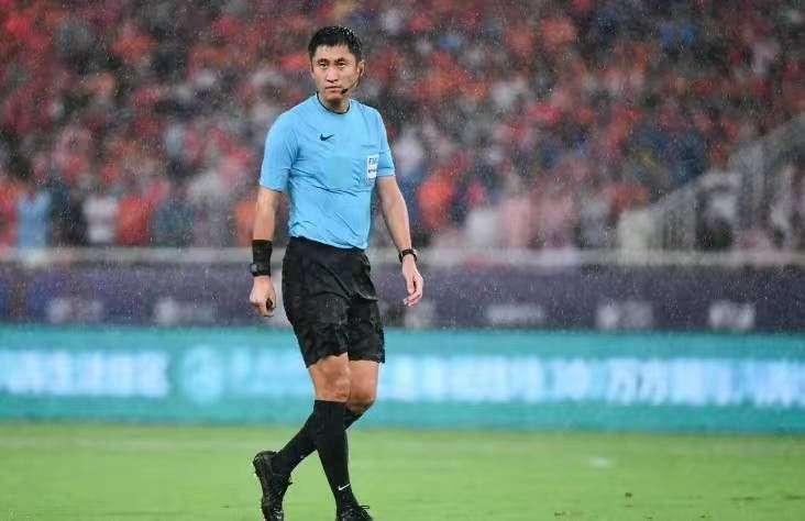 胸啊嗯情趣内衣揉捏