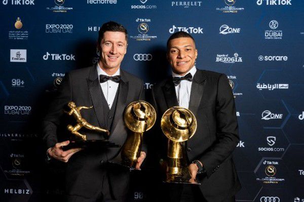 扒开腿狂躁女人桶出白浆